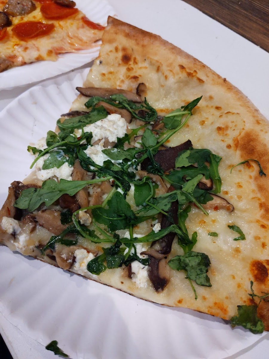 Rina's Pizzeria & Cafe-9